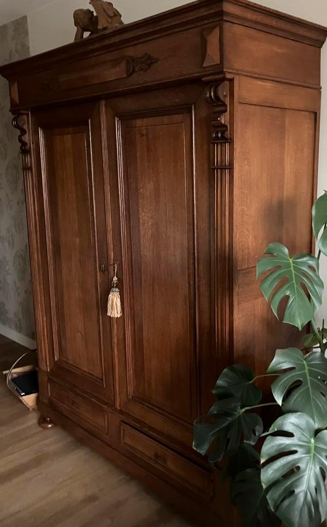 Prachtige antieke eiken kast izgst, Antiek en Kunst, Antiek | Meubels | Kasten, Ophalen
