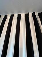 Gordijnen zwart/wit hoogte 2,45 meter, breedte 2,30, Huis en Inrichting, Stoffering | Gordijnen en Lamellen, Ophalen, Zo goed als nieuw