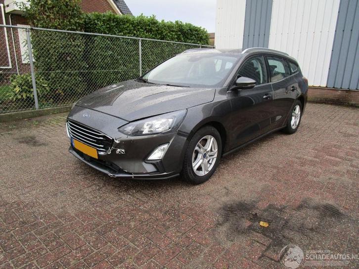 Ford Focus 1.0 Navi Camera Clima 6-Bak (bj 2021), Auto diversen, Schadeauto's, Ford, Handgeschakeld, Benzine, Overige carrosserieën