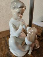 Lladro jongen met hond, Ophalen of Verzenden, Zo goed als nieuw