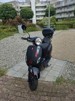 Killerbee scooter met lichte cosmetische schade, Ophalen, Zo goed als nieuw