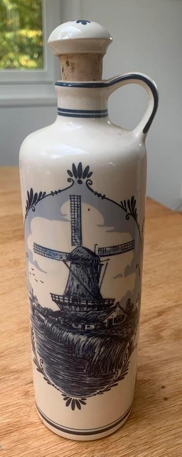 Vintage Bols jenever fles Delft’s blauw beschikbaar voor biedingen
