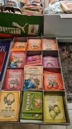 Theezakjes, kaarten maken en knutselspullen, Ophalen, Gebruikt, Materiaal