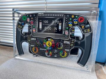 Unieke FERRARI F1 item gesigneerd door Leclerc beschikbaar voor biedingen