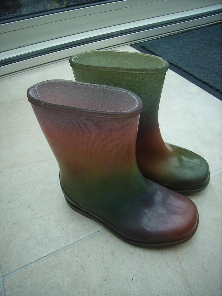 HEVEA regenlaarsjes maat 25, regenbooglaarsjes, Kinderen en Baby's, Kinderkleding | Schoenen en Sokken, Gebruikt, Laarzen, Jongen of Meisje