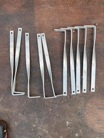 Druivengeleiders beschikbaar voor biedingen