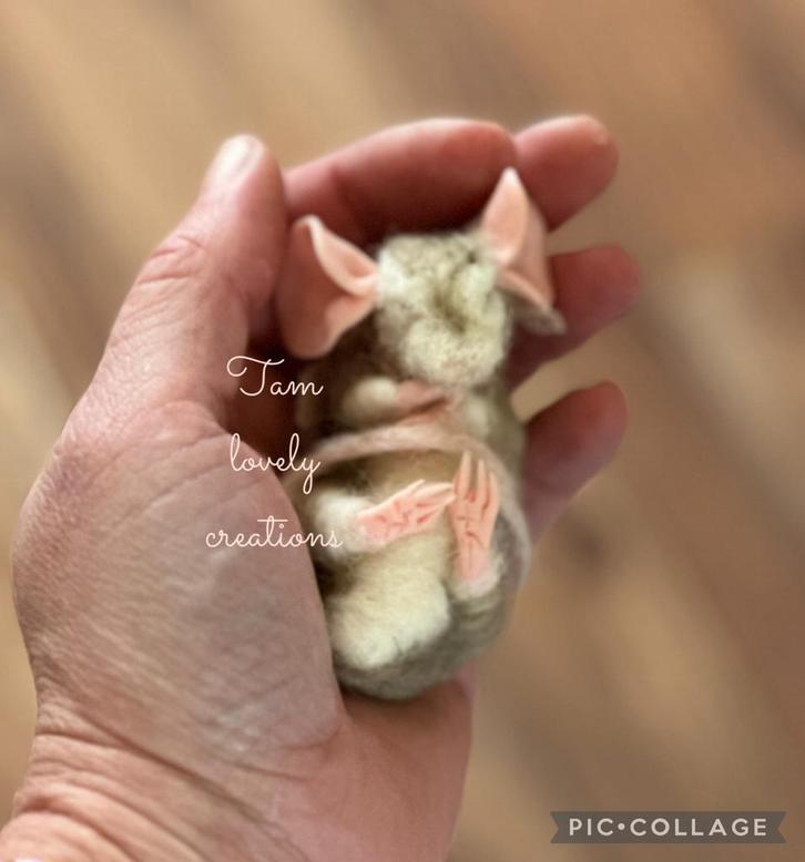 Wolvilt muisje levensecht reborn 🐁Gratis verz dit weekend!, Verzamelen, Poppen, Nieuw, Babypop, Levensecht of Reborn, Verzenden