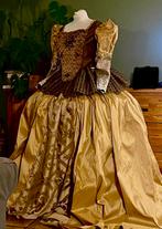 Theater jurk, Ophalen, Nieuw, Historisch