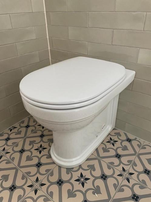 Catalano toilet, Doe-het-zelf en Verbouw, Sanitair, Nieuw, Toilet, Ophalen of Verzenden