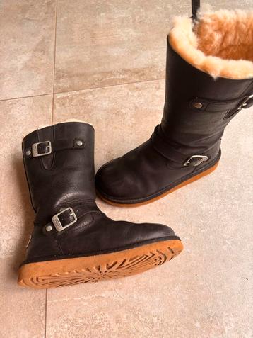 Zwarte UGG Laarzen Maat 32 beschikbaar voor biedingen
