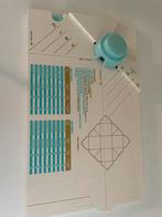 We R Memory Keepers Gift Box Punch Board, Ophalen of Verzenden, Zo goed als nieuw