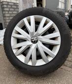 Volkswagen Golf 8 Velgen + Winterbanden, Ophalen, 16 inch, Banden en Velgen, 205 mm