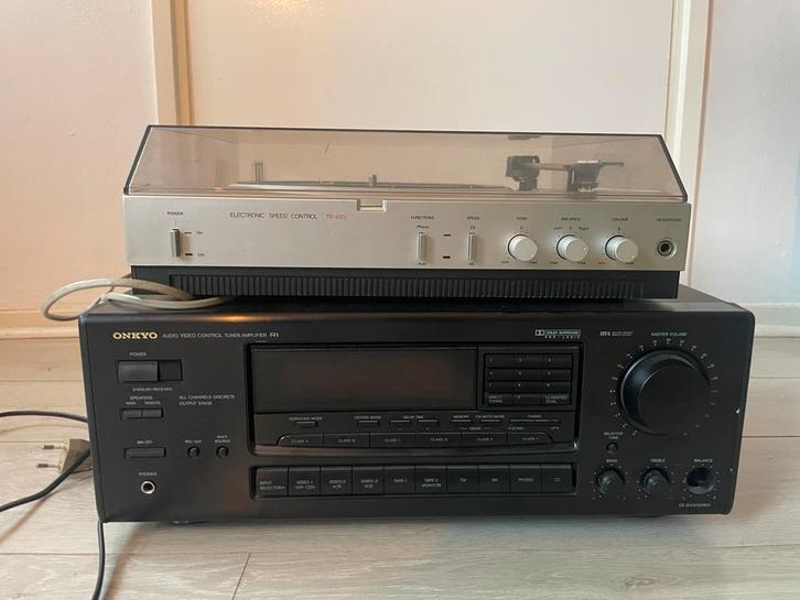 Erres TR 4502 Platenspeler + Onkyo TX-SV515PRO Versterker, Audio, Tv en Foto, Versterkers en Receivers, Zo goed als nieuw, 120 watt of meer