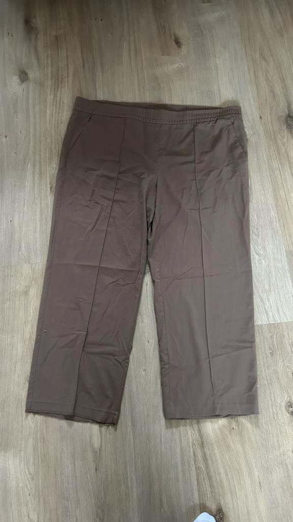 H&M Pantalon Beige/bruin 2XL (Gedragen), Kleding | Dames, Broeken en Pantalons, Gedragen, Maat 46/48 (XL) of groter, Beige, Driekwart
