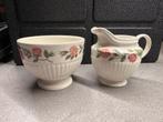 wedgwood rosalind suikerkom en melkkannetje, Huis en Inrichting, Keuken | Servies, Overige typen, Ophalen of Verzenden, Zo goed als nieuw