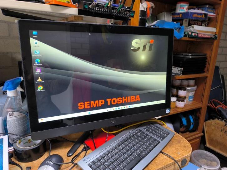 Medion AIO 24 inch computer, Computers en Software, Desktop Pc's, Gebruikt, 2 tot 3 Ghz, SSD, 8 GB, Met monitor, Ophalen