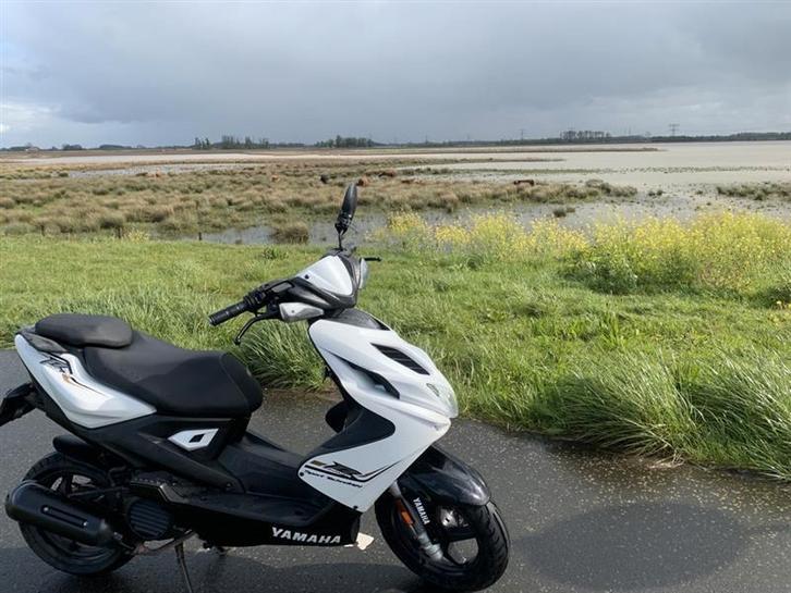 Yamaha Aerox Project, Fietsen en Brommers, Scooters | Yamaha, Gebruikt, Aerox, Maximaal 45 km/u, Benzine, Ophalen