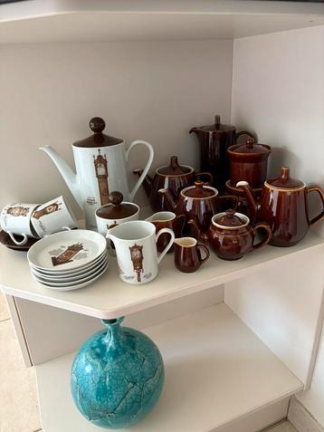 Brocante bruine koffie potten. beschikbaar voor biedingen