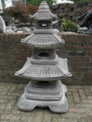 Pagode 95cm hoog en meer tuinbeelden. beschikbaar voor biedingen