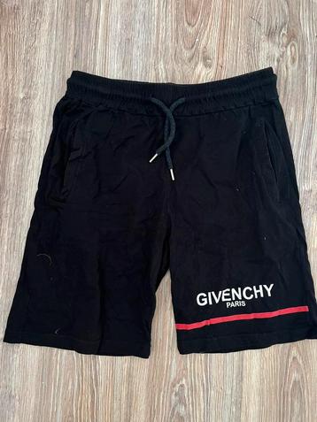 Zwarte korte joggingbroek van Givenchy maat M  beschikbaar voor biedingen