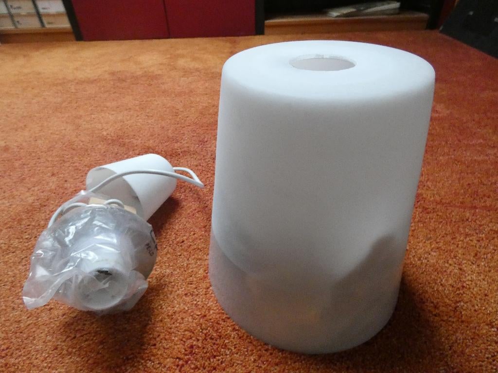 plafondlampen wit glas, Ophalen of Verzenden, Zo goed als nieuw, Glas, Strakke, moderne lamp.