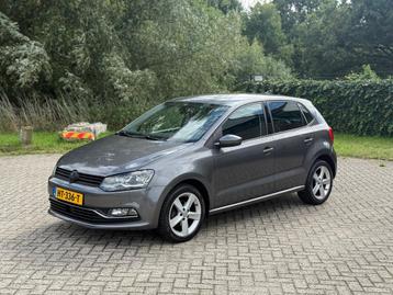 Volkswagen Polo 1.2 TSI Highline DSG I NAVI I PDC I CRUISE I beschikbaar voor biedingen