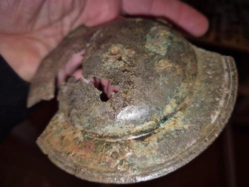 Romeins brons umbo schildknop bodemvondst 1-3 AD, Antiek en Kunst, Antiek | Koper en Brons, Brons, Ophalen of Verzenden