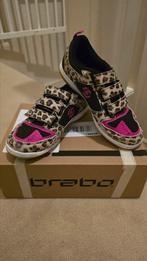 Brabo zaal indoor Hockeyschoenen maat 35, Ophalen of Verzenden, Zo goed als nieuw, Schoenen