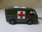 1959 Dinky Toys 80F RENAULT AMBULANCE MILITAIRE. I.g.st., Ophalen of Verzenden, Zo goed als nieuw, Bus of Vrachtwagen, Dinky Toys