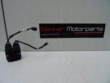 Spanningsregelaar Regulator Triumph Speed Triple 1050 2011 > beschikbaar voor biedingen