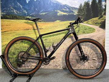 Gebruikte Cannondale F-Si 2 L Carbon Wielset XT/XTR €1899,- beschikbaar voor biedingen