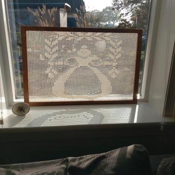 Gehaakte Raamdecoratie: Boertje en Boerinnetje beschikbaar voor biedingen