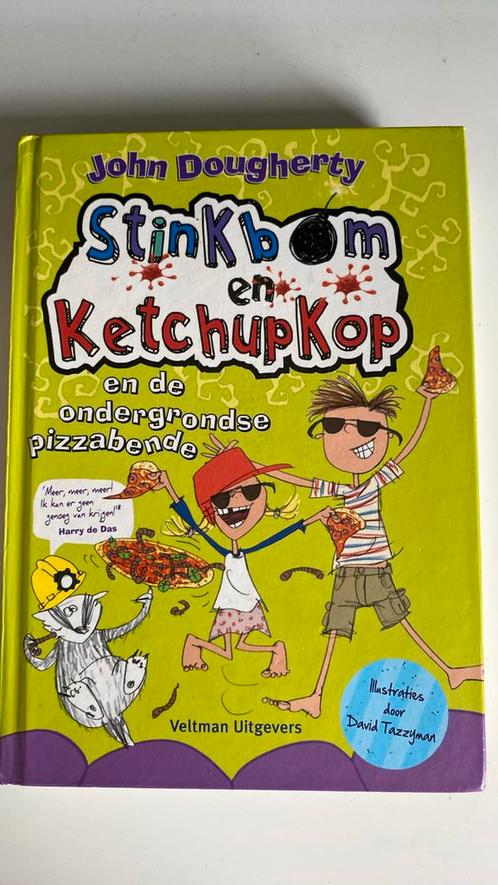 Stinkbom en ketchupkop en de ondergrondse pizzabende, Boeken, Kinderboeken | Jeugd | onder 10 jaar, Zo goed als nieuw, Ophalen of Verzenden