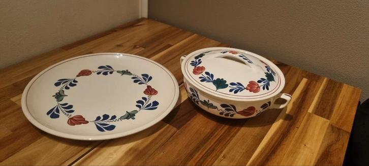 Boerenbont schaal met deksel + serveerbord/pizza bord, Huis en Inrichting, Woonaccessoires | Klokken, Zo goed als nieuw, Wandklok