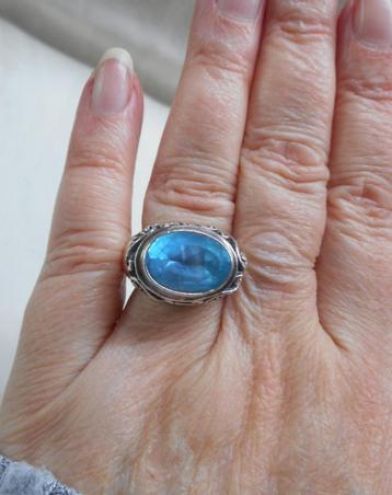 Zilveren royale vintage ring met blauwe steen maat 18 nr.870 beschikbaar voor biedingen