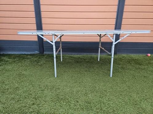 Inklapbare aluminium/kunststof tafel 6 persoons, Caravans en Kamperen, Kampeermeubelen, Gebruikt, Campingtafel, Ophalen