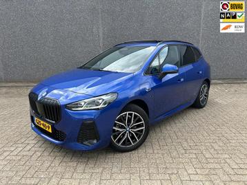 BMW 2-serie Active Tourer 225e xDrive M-Pakket | HARMAN KARD beschikbaar voor biedingen