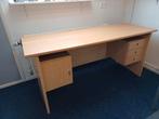 Licht-eiken kleurig bureau, Ophalen, Zo goed als nieuw