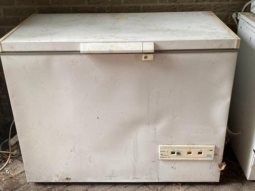 diepvries kasten en kisten, Witgoed en Apparatuur, Vriezers en Diepvrieskisten, Gebruikt, Vrijstaand, 60 tot 90 cm, Ophalen
