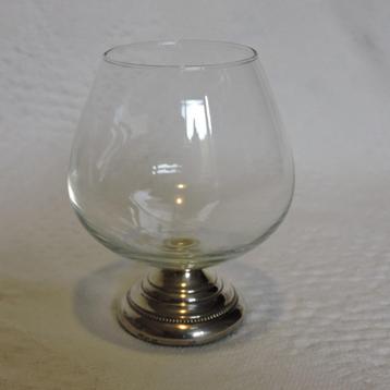 Cognacglas met zilveren voet CBZ* zwaardje 835  beschikbaar voor biedingen