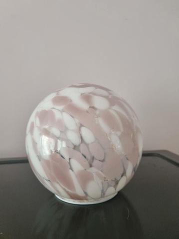 Lichtbol glas, roze / wit / transparant, werkend op batterij beschikbaar voor biedingen