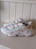 Adidas Ozweega W sneakers NIEUW met kaartje 39 1/3, Ophalen of Verzenden, Nieuw, Schoenen