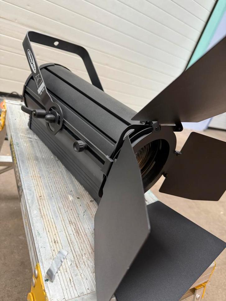 Showtec ACL Fresnel 150 WW Licht, Muziek en Instrumenten, Licht en Laser, Nieuw, Licht, Ophalen of Verzenden