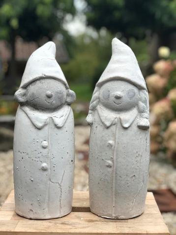 Beeldige beeldjes - set van 2 beschikbaar voor biedingen