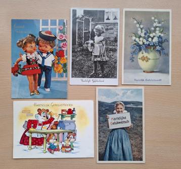 ansichtkaarten Hartelijke gefeliciteerd - 1950-1970 beschikbaar voor biedingen