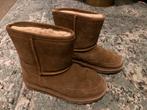 Bearpaw suede leren winterboots maat 33  laarsjes, Jongetje of Meisje, Laarsjes, Ophalen of Verzenden, Zo goed als nieuw