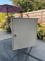 Sleutelkast in goede staat, Huis en Inrichting, Kasten | Lockerkasten, Ophalen of Verzenden, Gebruikt, Vintage staal plaatwerk
