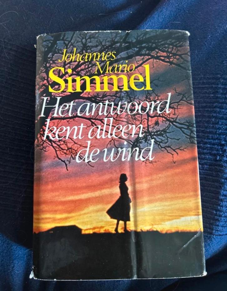 Het antwoord kent alleen de wind - Johannes Mario Simmel, Boeken, Romans, Gelezen, Nederland, Ophalen of Verzenden