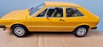 Volkswagen Scirocco Gti MK1 Geel Marino 1977 OT467, Hobby en Vrije tijd, Modelauto's | 1:18, Ophalen of Verzenden, Nieuw, Auto