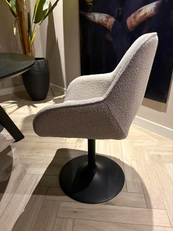Eetkamerstoelen 4 stuks NIEUW! beschikbaar voor biedingen
